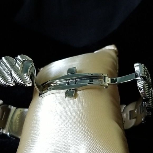 Judith Ripka water resistant watch - Picture 4 of 5